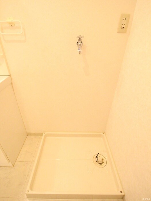 物件内観写真19　(洗濯機置場)