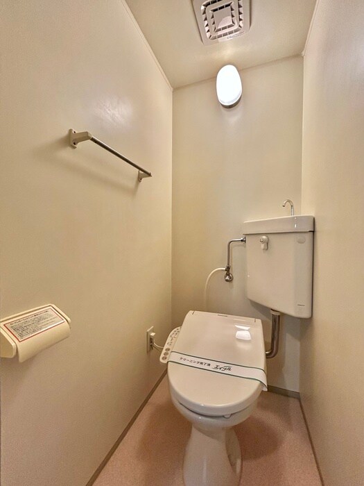 物件内観写真15　(トイレ)