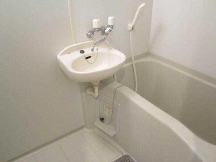 物件内観写真12　(バス／シャワールーム等)