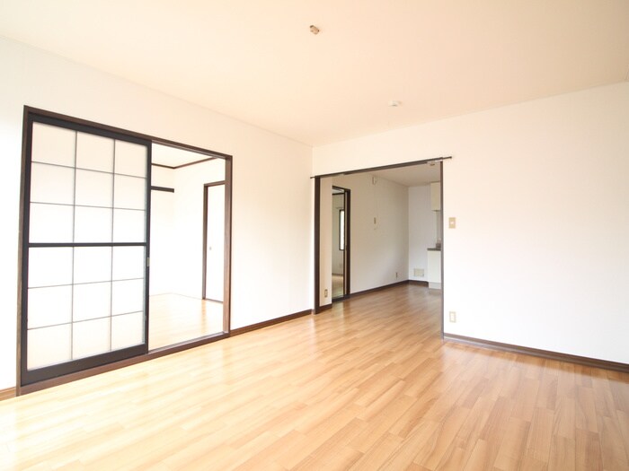 物件内観写真7　(居室)