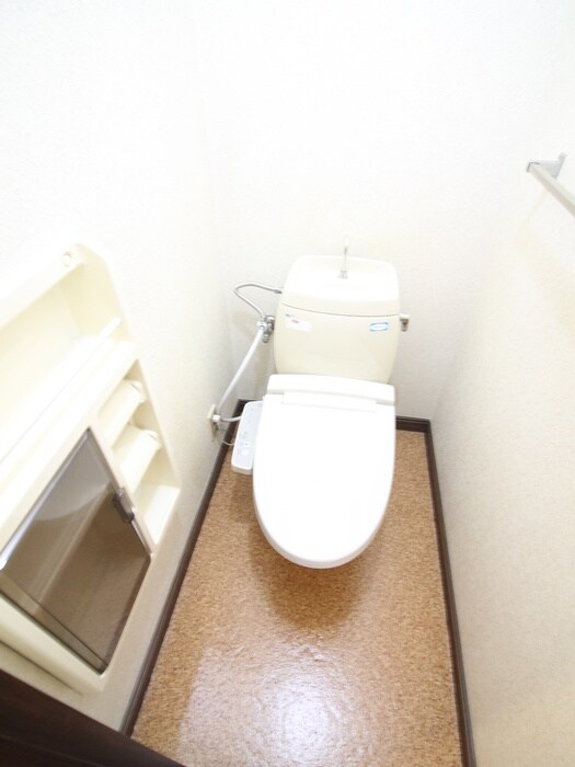 物件内観写真11　(トイレ)