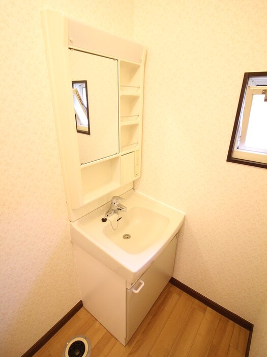 物件内観写真12　(洗面)