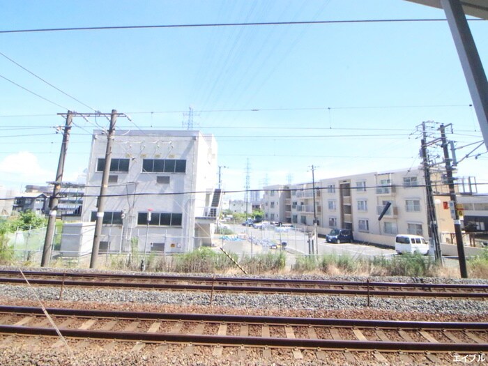 物件内観写真16　(室内からの展望)