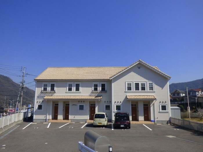 物件外観写真6　(外観写真)