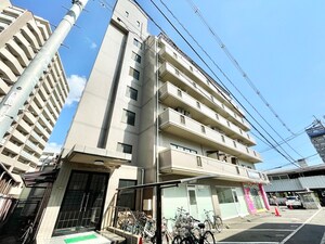 フルリ－ル沖西外観写真