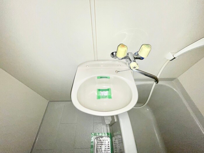 物件内観写真11　(洗面)