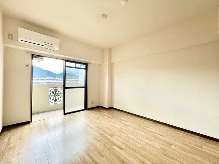 物件内観写真12　(居室)