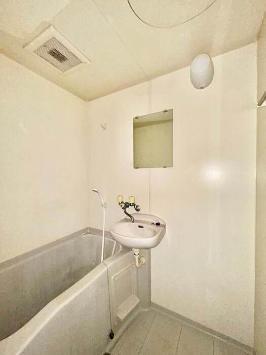 物件内観写真13　(バス／シャワールーム等)