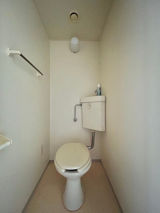 物件内観写真14　(トイレ)