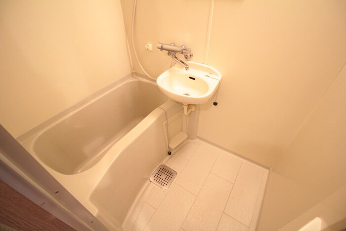 物件内観写真9　(バス／シャワールーム等)