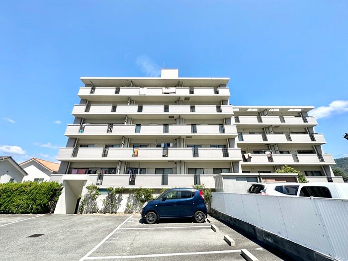 物件外観写真6　(外観写真)