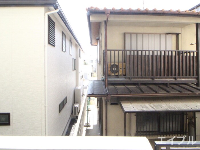 物件内観写真20　(室内からの展望)