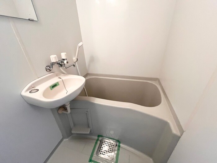 物件内観写真13　(バス／シャワールーム等)