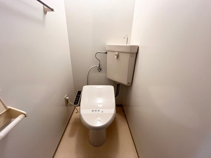 物件内観写真14　(トイレ)