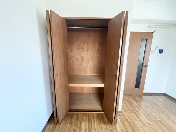 物件内観写真18　(収納)