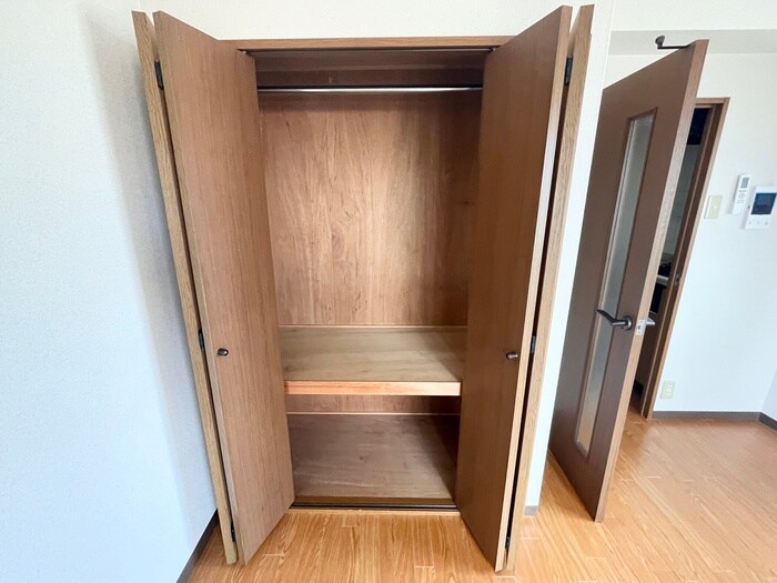 物件内観写真18　(収納)