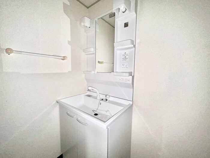 物件内観写真12　(洗面)