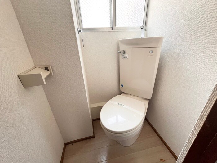 物件内観写真13　(トイレ)