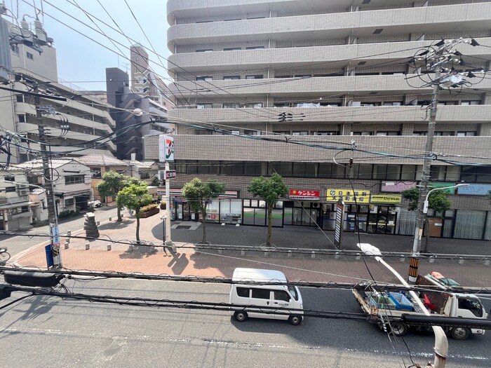 物件内観写真22　(室内からの展望)