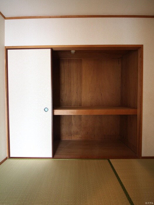 物件内観写真16　(収納)