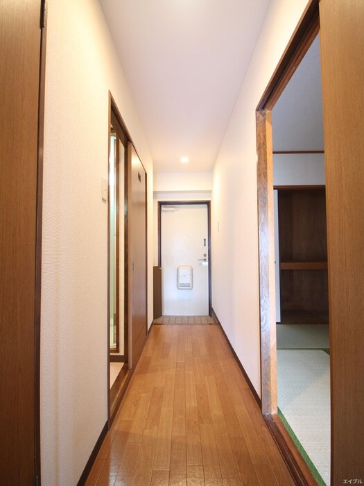 物件内観写真18　(廊下)