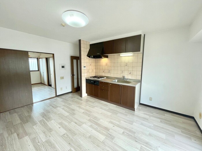 物件内観写真10　(居室)