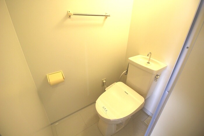 物件内観写真11　(トイレ)