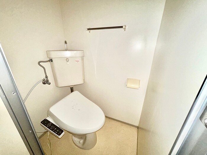 物件内観写真11　(トイレ)