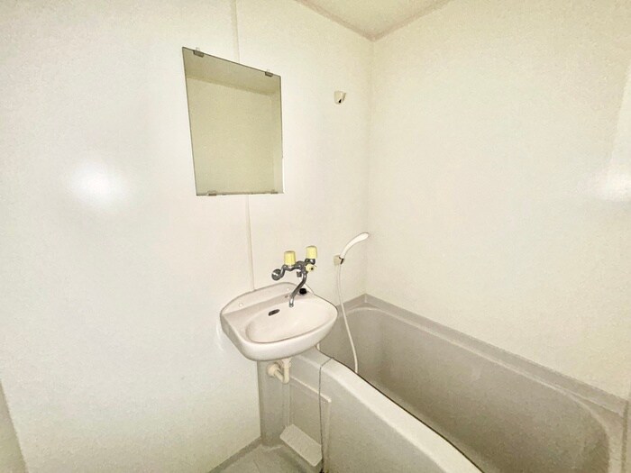 物件内観写真12　(バス／シャワールーム等)