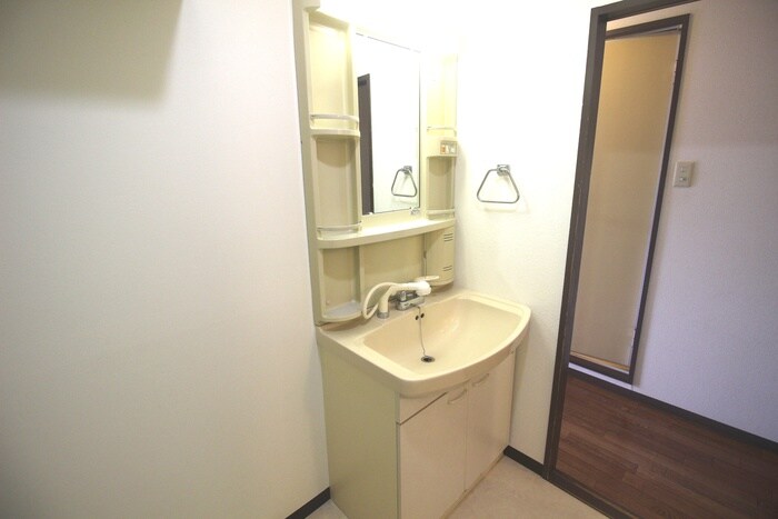 物件内観写真13　(洗面)