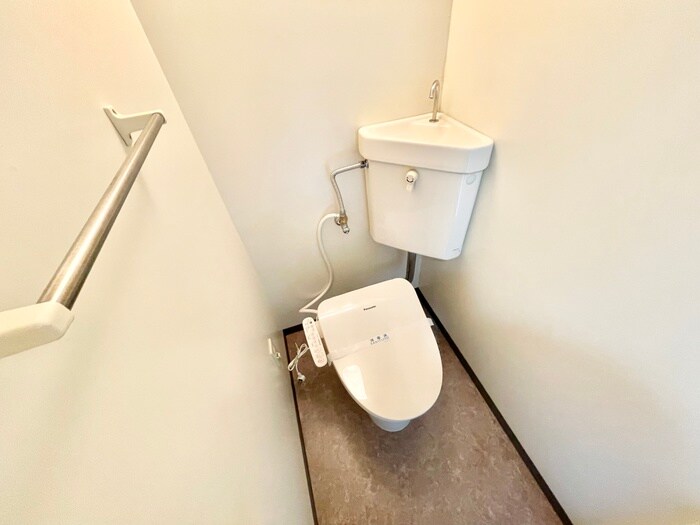 物件内観写真13　(トイレ)