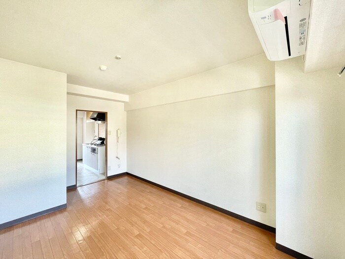 物件内観写真19　(居室)