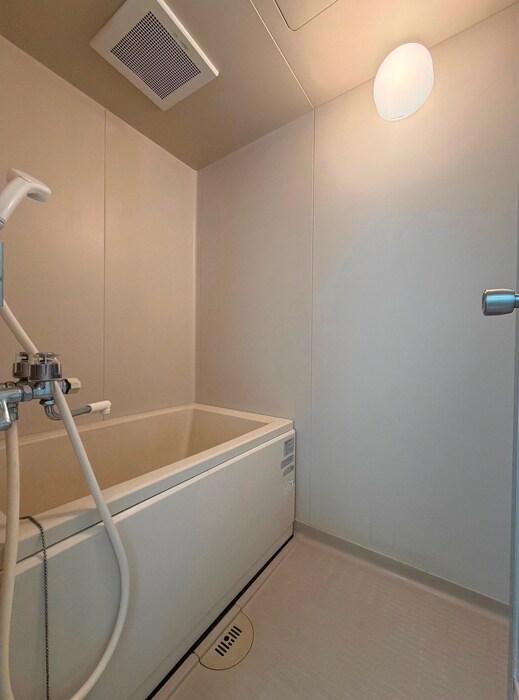 エスポワ－ルのバス