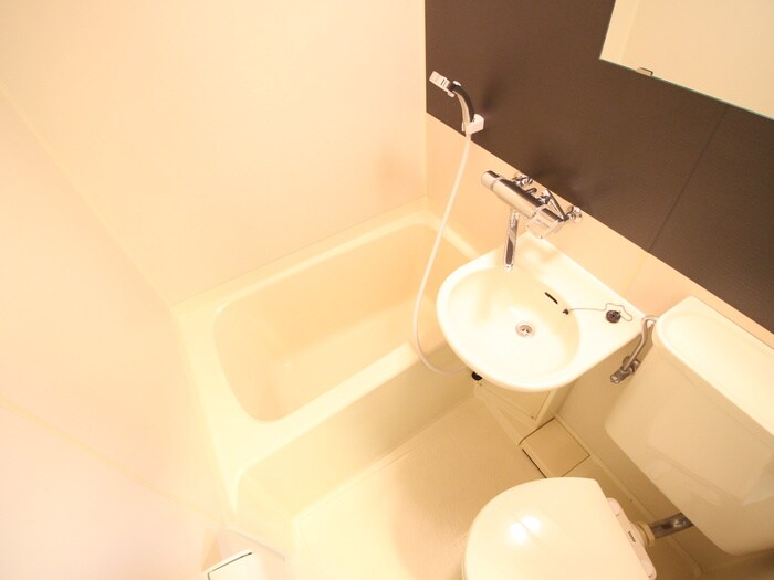 エステ－ト１５東雲のバス