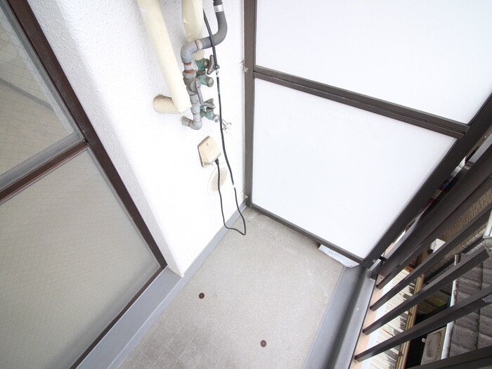 物件内観写真15　(洗濯機置場)