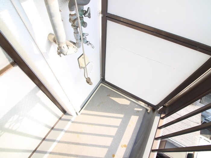 物件内観写真15　(洗濯機置場)