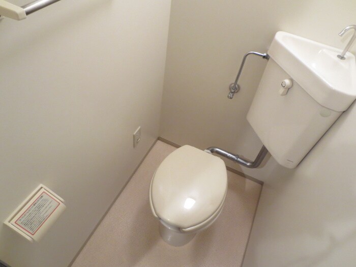 物件内観写真12　(トイレ)