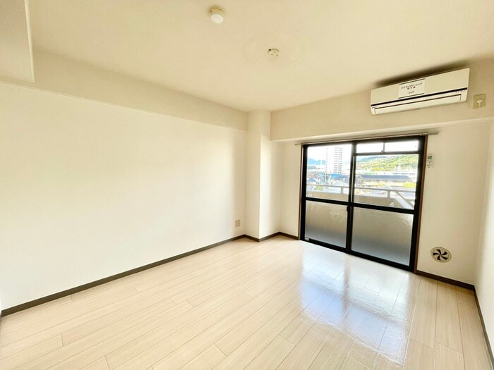 物件内観写真19　(居室)