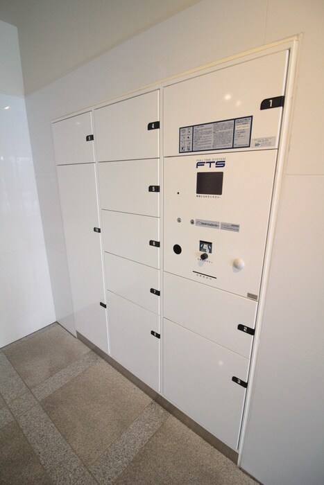 物件外観写真4　(建物設備)