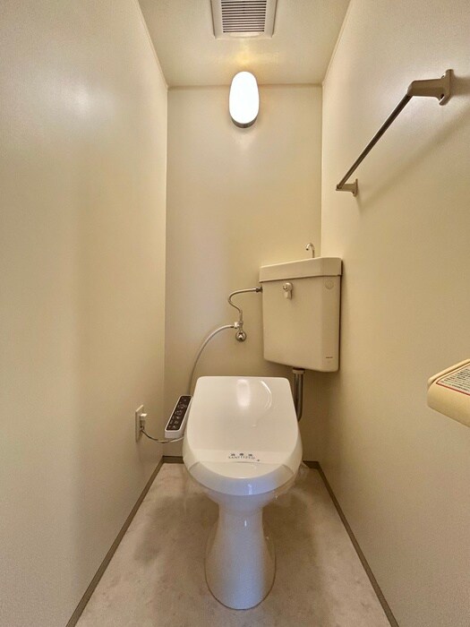 物件内観写真11　(トイレ)