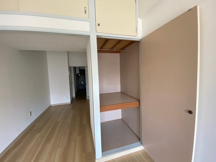 物件内観写真11　(収納)