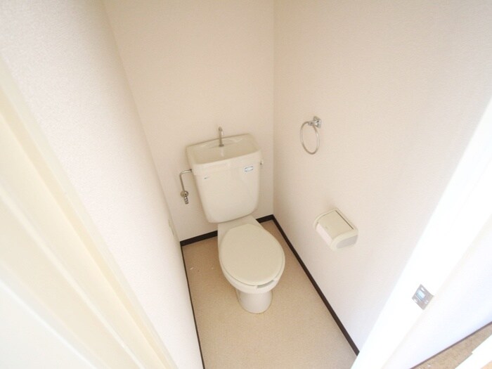 物件内観写真11　(トイレ)