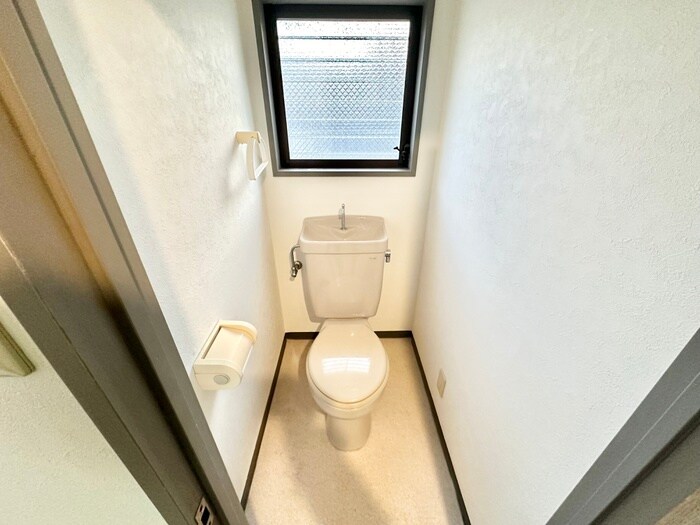 物件内観写真10　(トイレ)