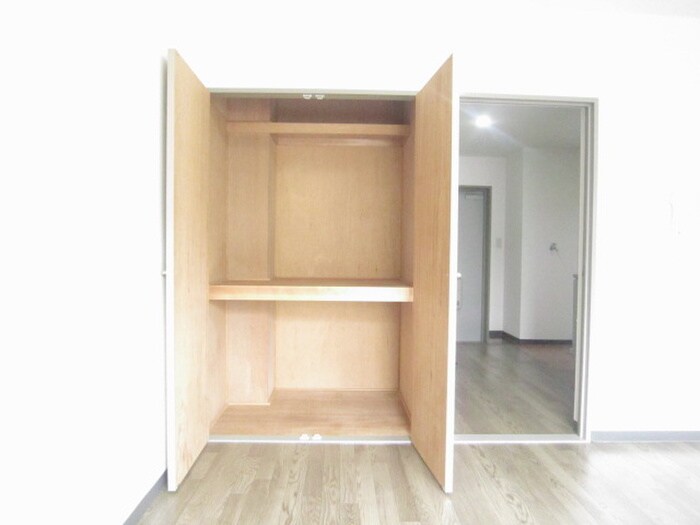 物件内観写真11　(収納)