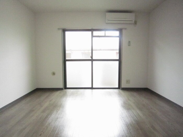 物件内観写真14　(居室)