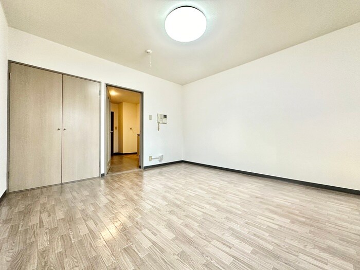 物件内観写真16　(居室)