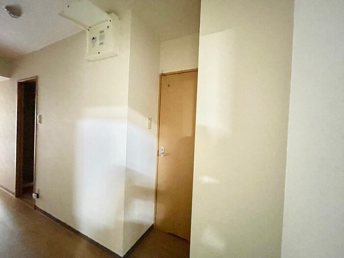 物件内観写真20　(玄関)