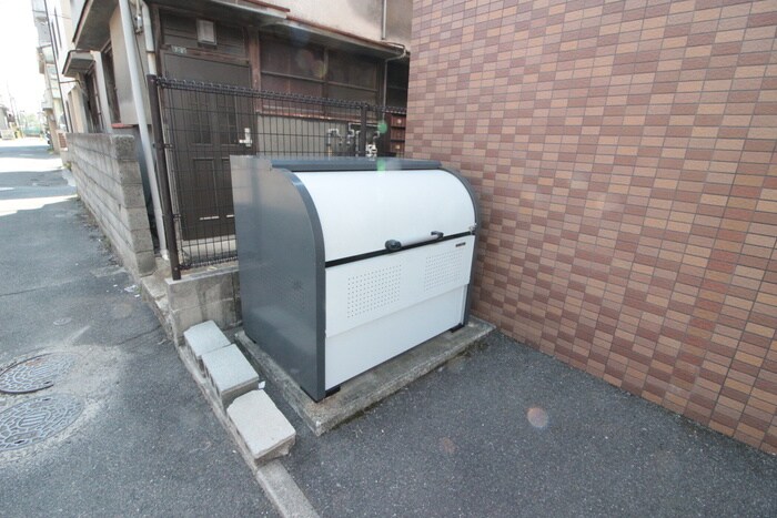 物件外観写真4　(建物設備)