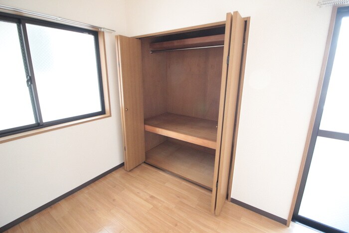 物件内観写真13　(収納)
