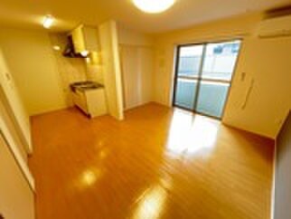 物件内観写真13　(居室)